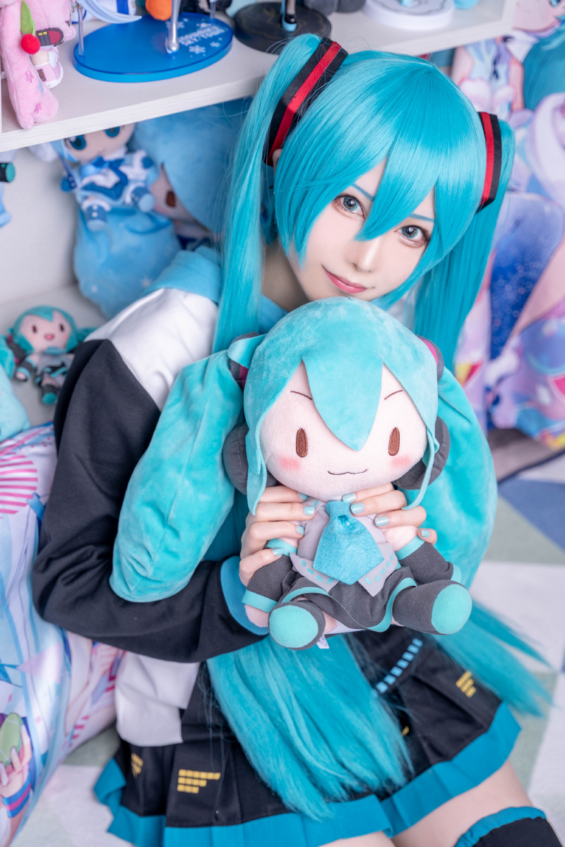 しまむらコラボパーカー